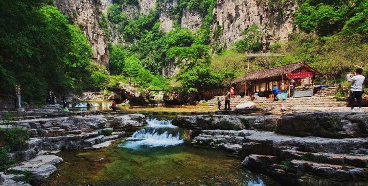 [游讯]美国夏威夷6.9级地震 多家旅企启动紧急预案保障游客权益