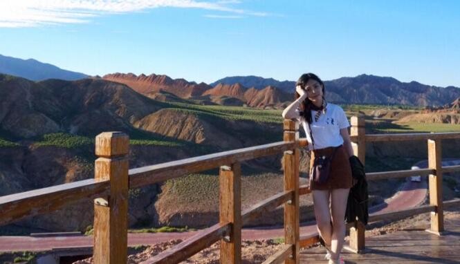 [旅游攻略]赛里木湖景区正式恢复开放：对全国医护工作者实行免门票政策  